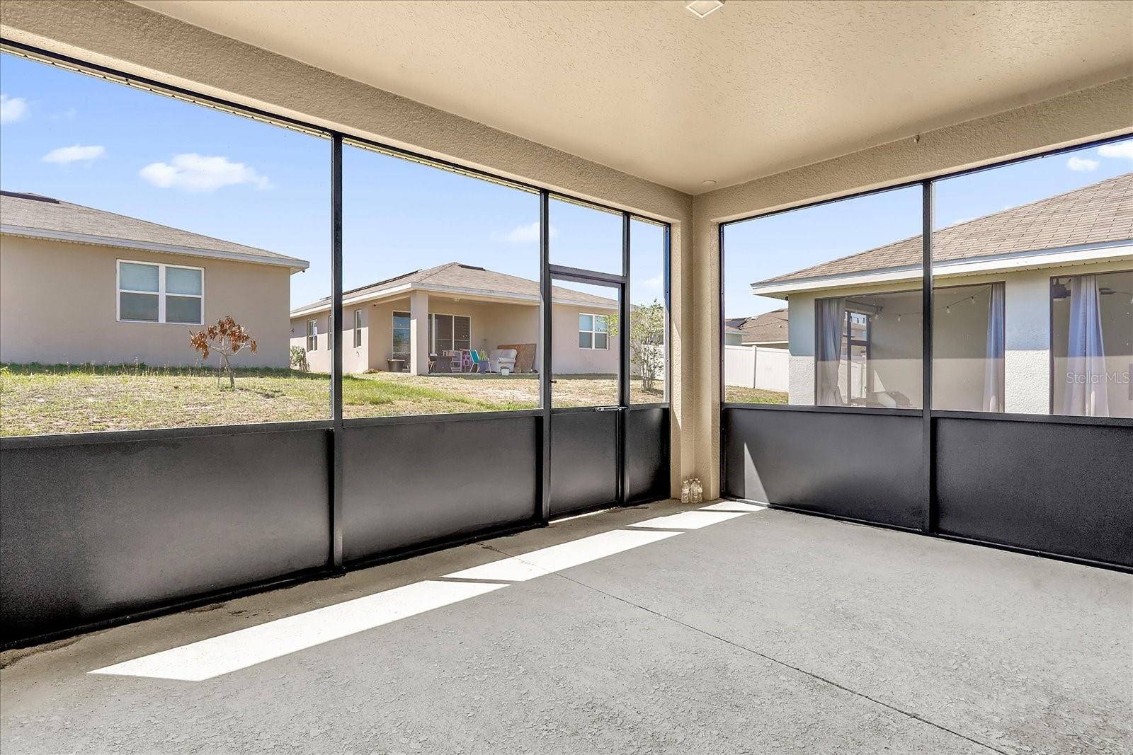 Image 26 of 30 For 551 Lake Smart Boulevard