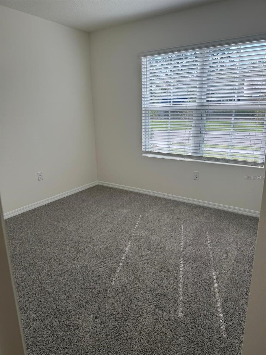 Image 24 of 29 For 299 Conway Avenue