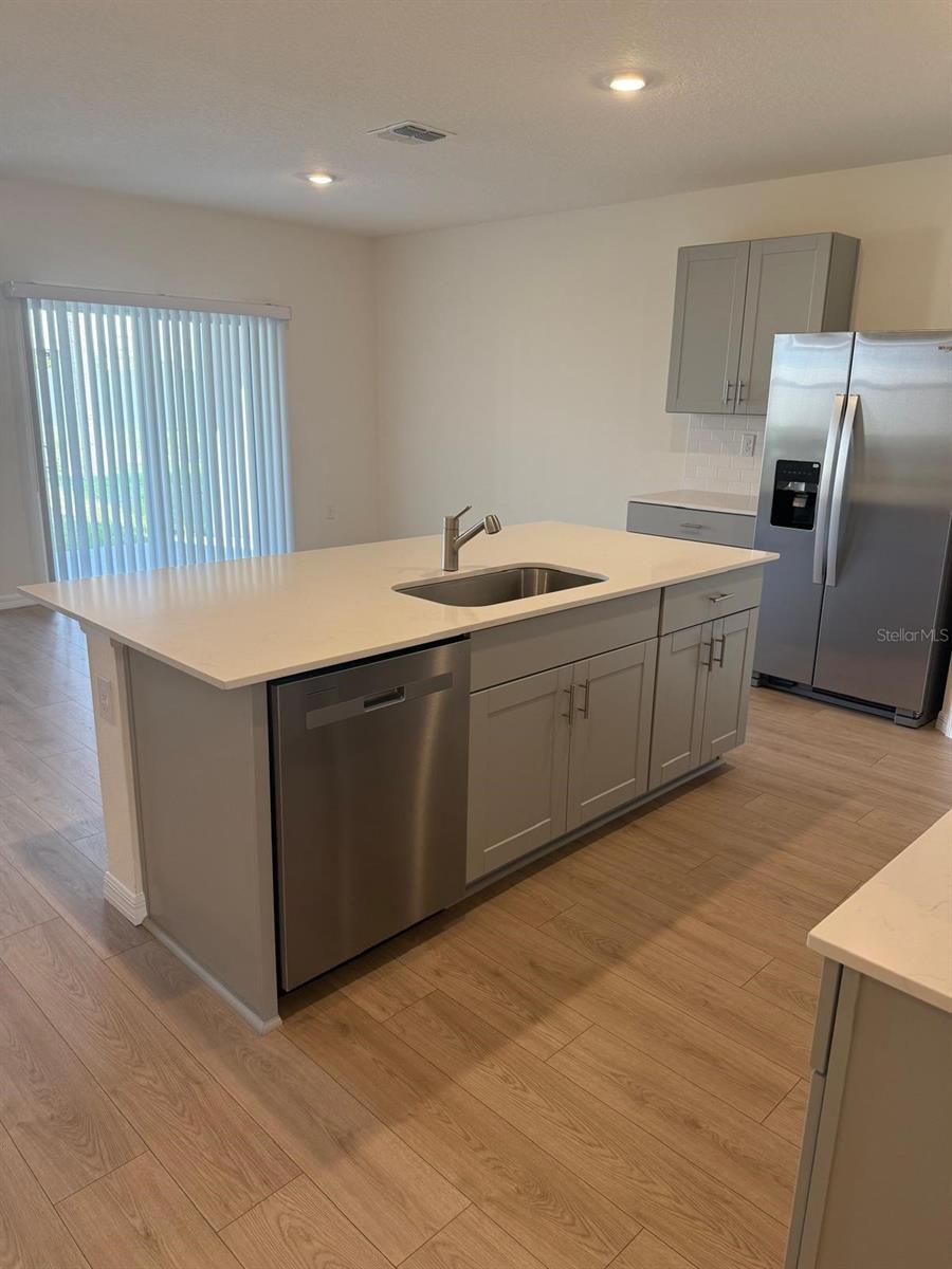 Image 5 of 29 For 299 Conway Avenue