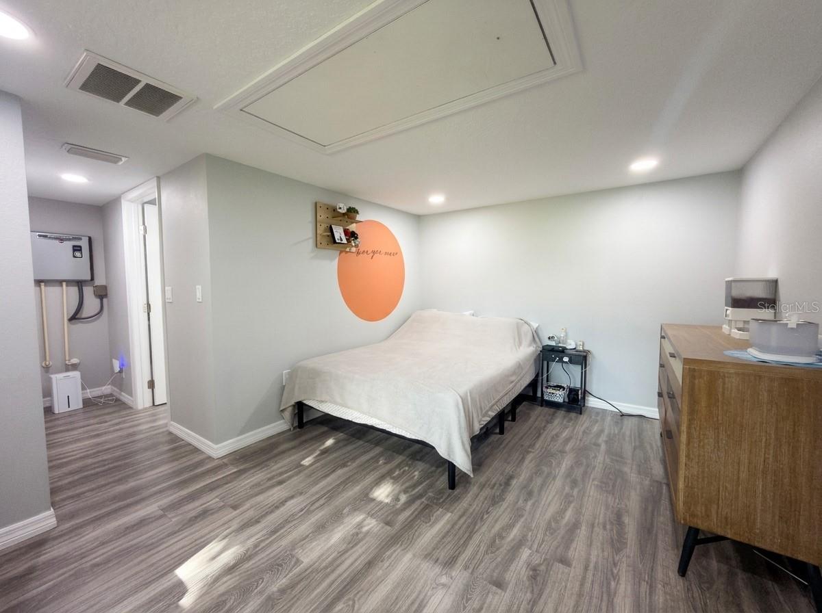 Image 17 of 29 For 1611 Salmon Street