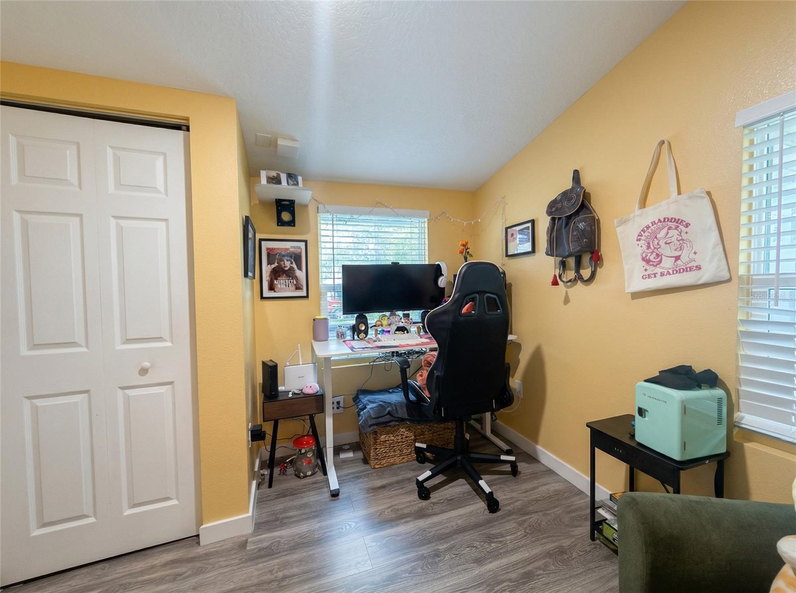 Image 22 of 29 For 1611 Salmon Street