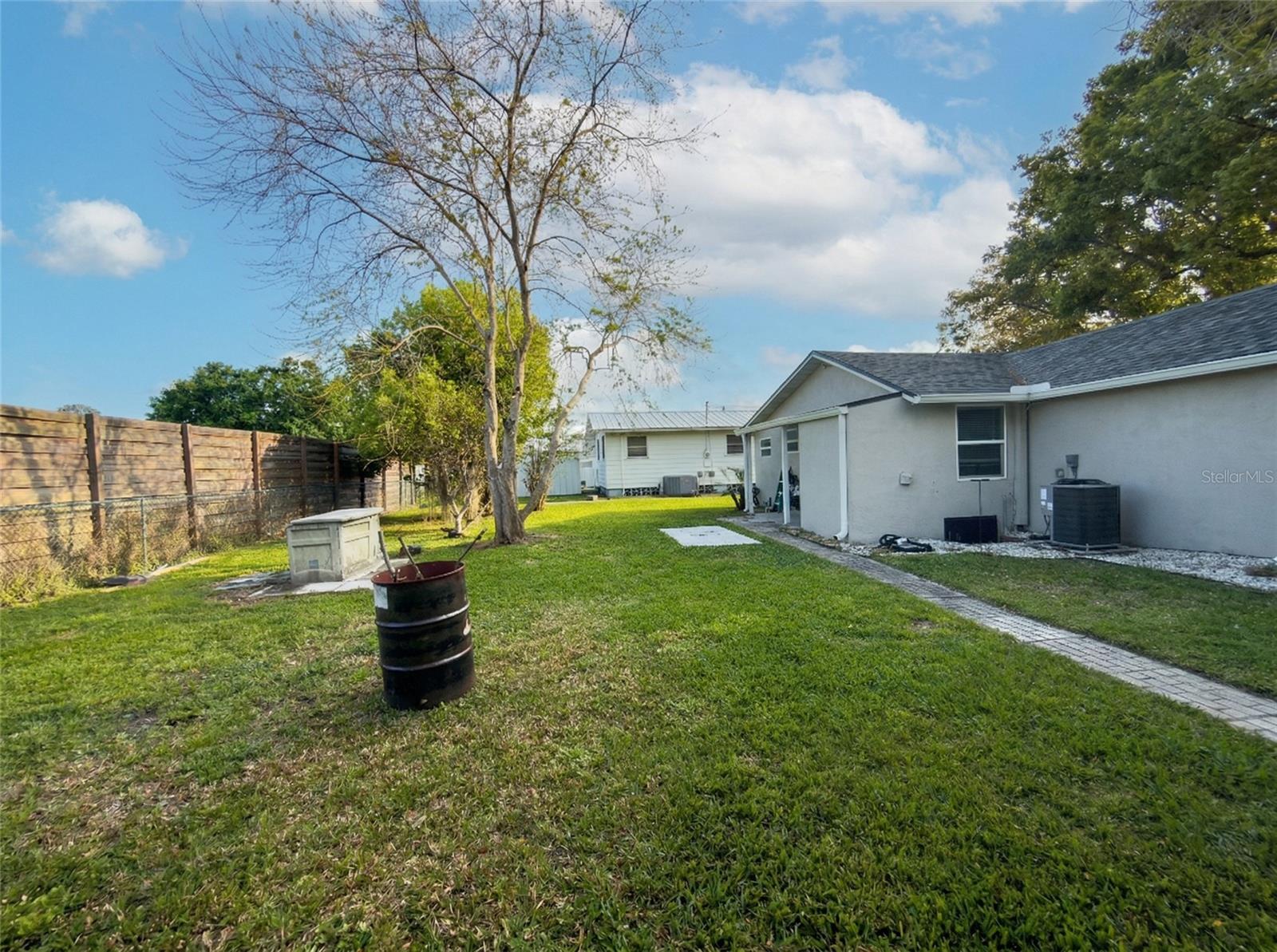 Image 29 of 29 For 1611 Salmon Street