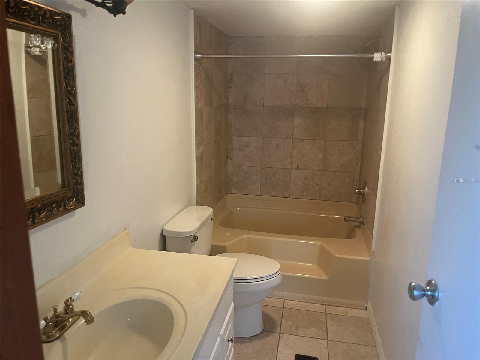 Image 18 of 35 For 142 Winston Avenue