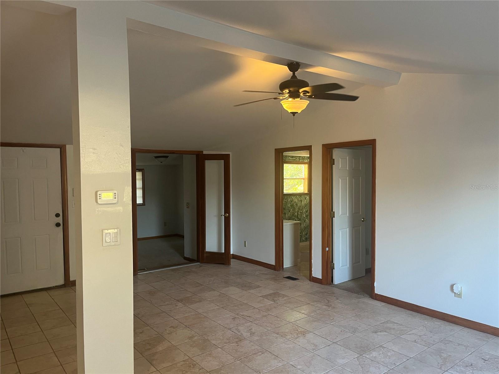 Image 22 of 35 For 142 Winston Avenue