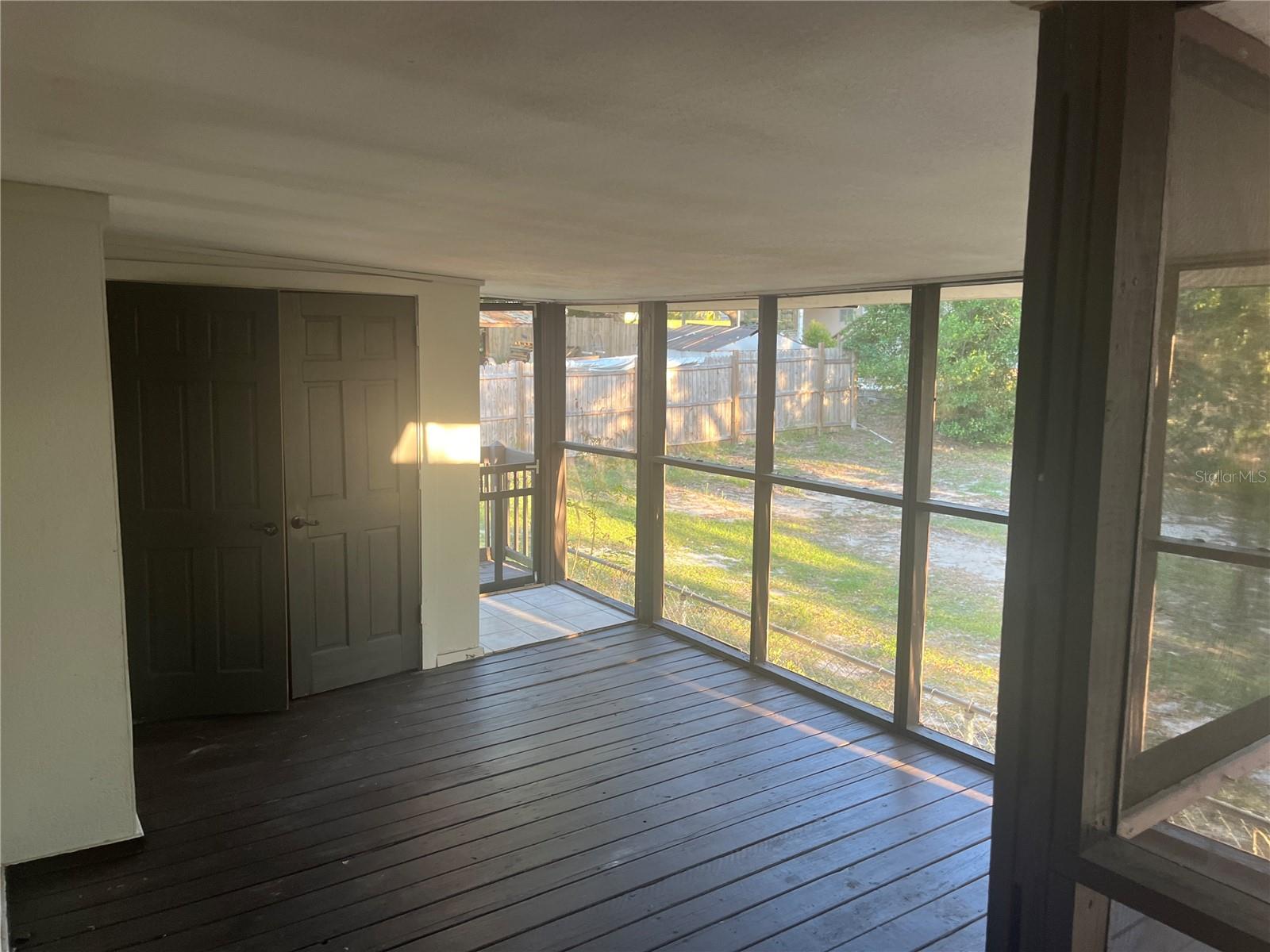 Image 30 of 35 For 142 Winston Avenue