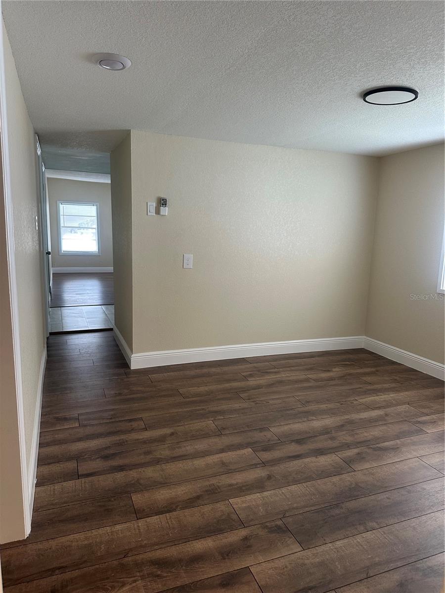 Image 11 of 34 For 1915 Jersey Avenue