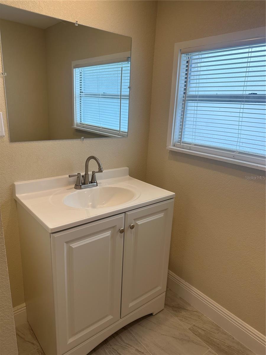 Image 20 of 34 For 1915 Jersey Avenue