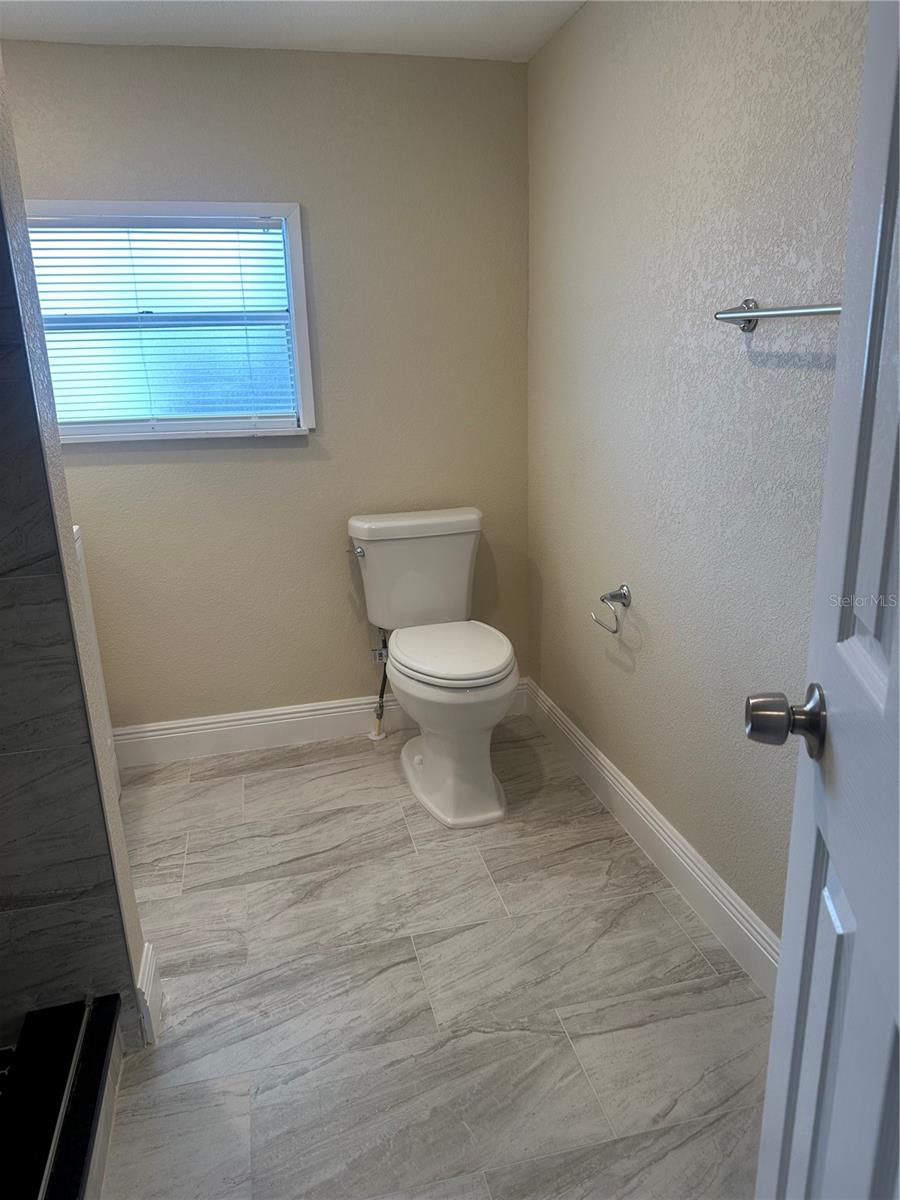 Image 21 of 34 For 1915 Jersey Avenue