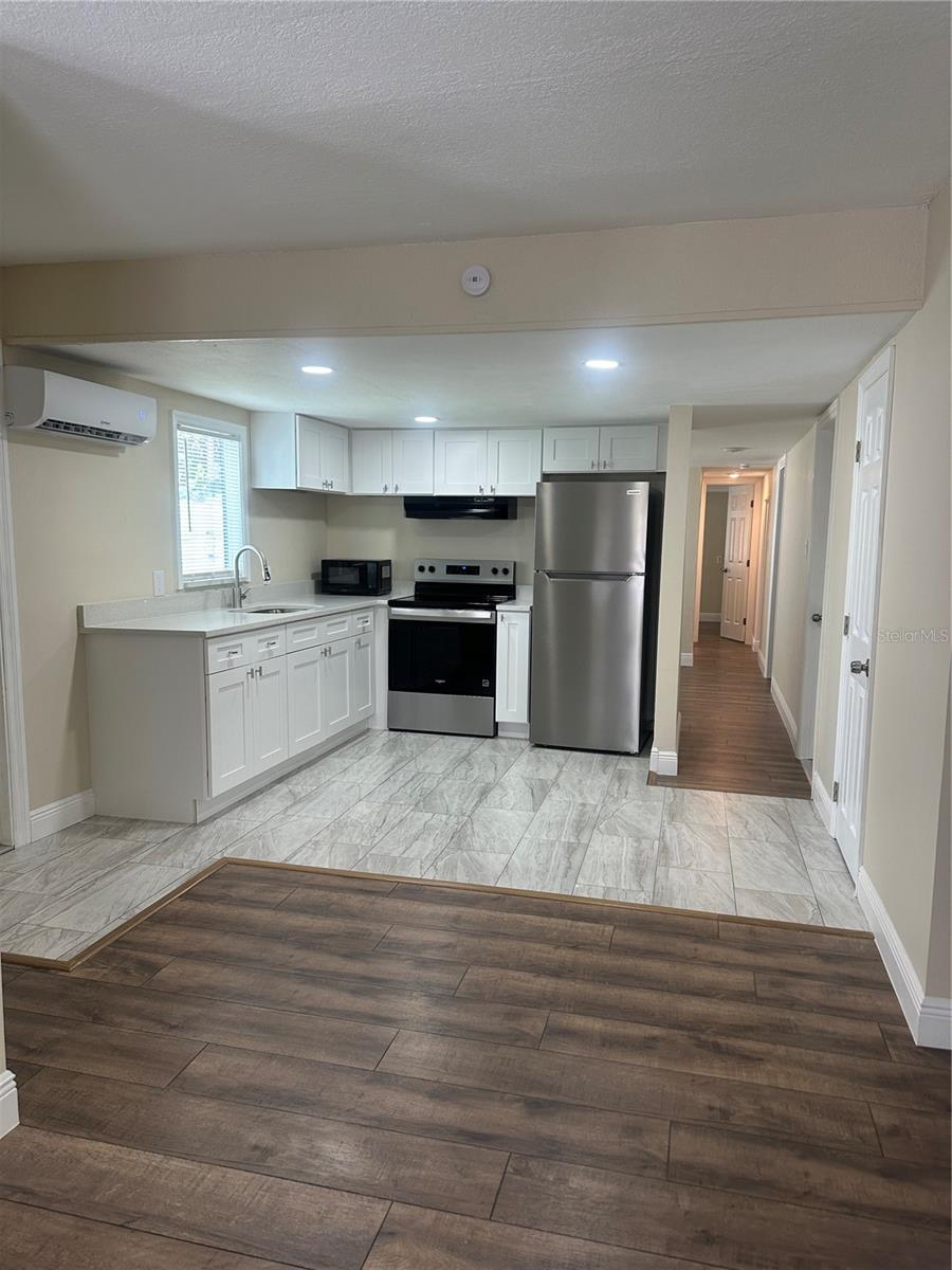 Image 3 of 34 For 1915 Jersey Avenue