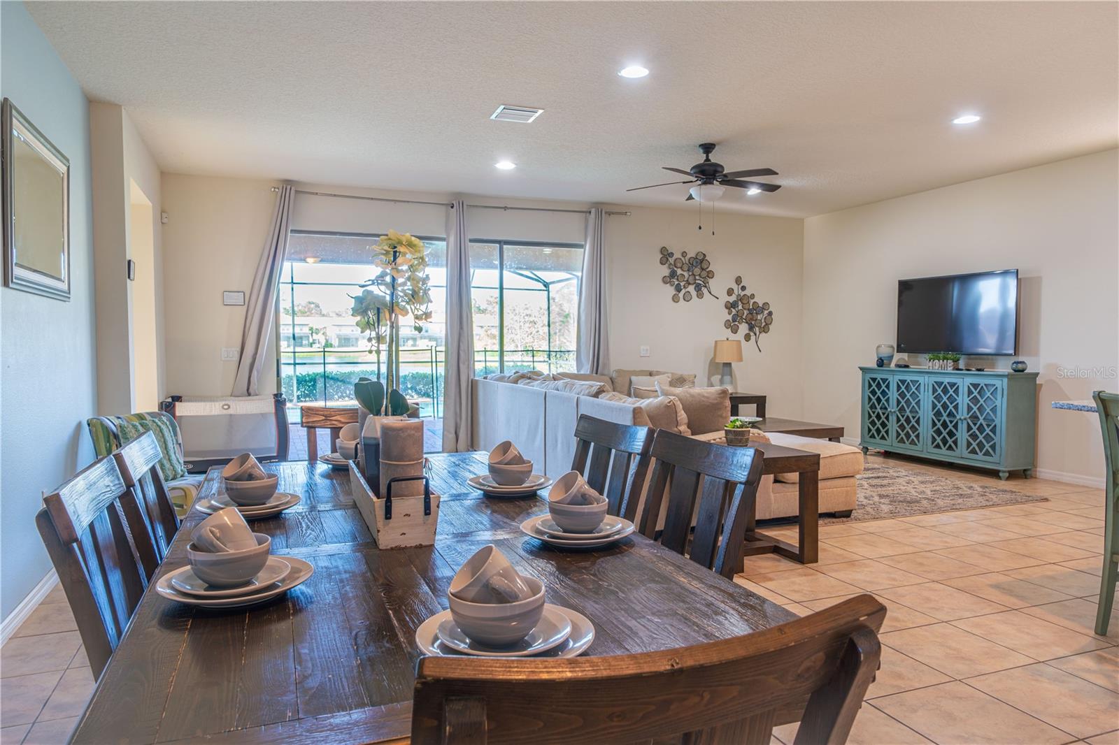 Image 8 of 26 For 8825 Corcovado Drive