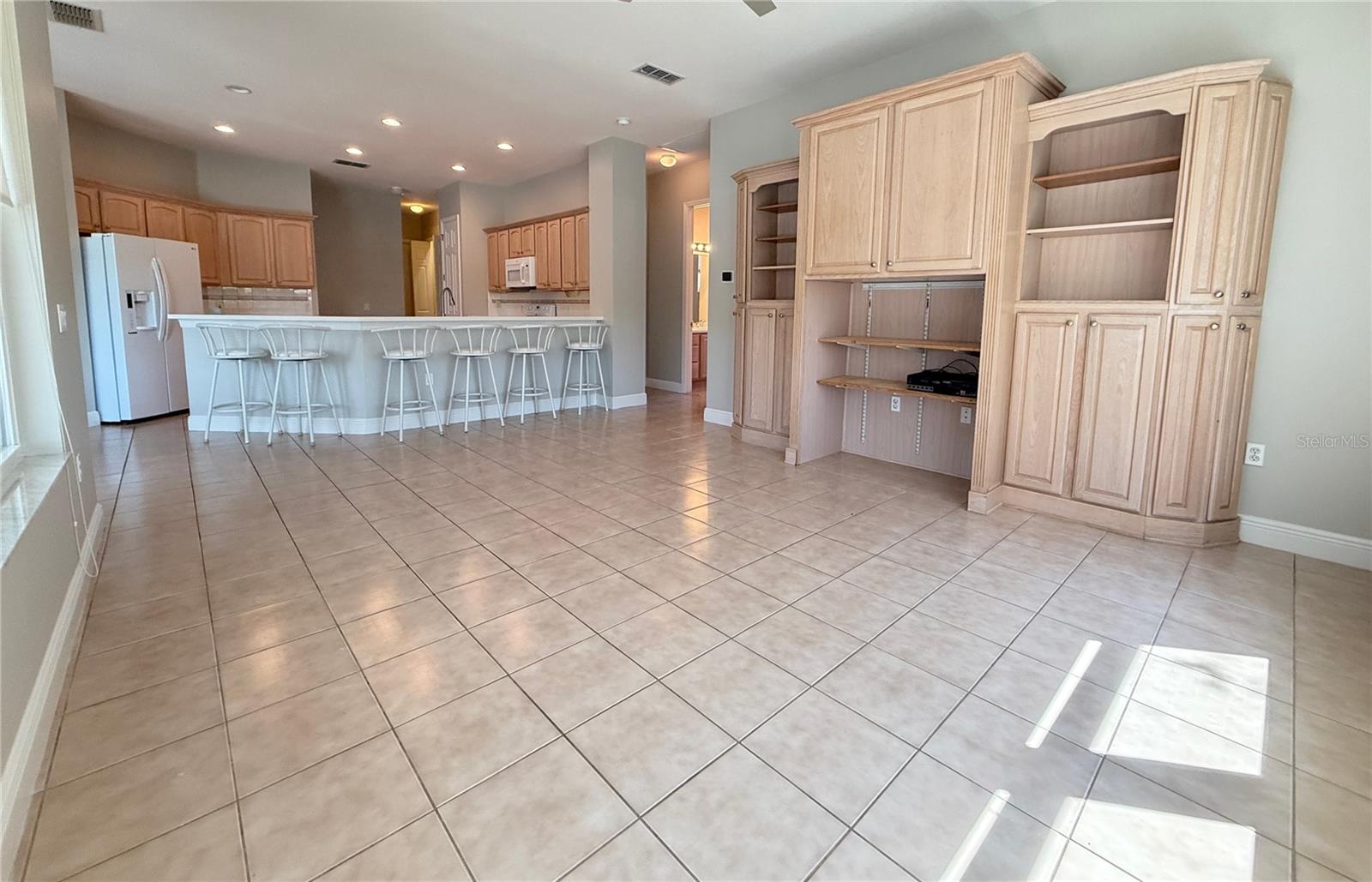 Image 13 of 83 For 825 Glendora Road