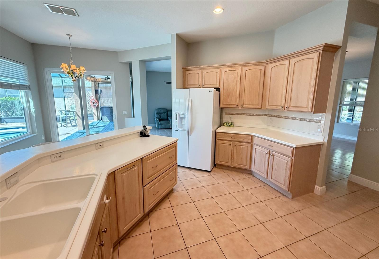 Image 17 of 83 For 825 Glendora Road