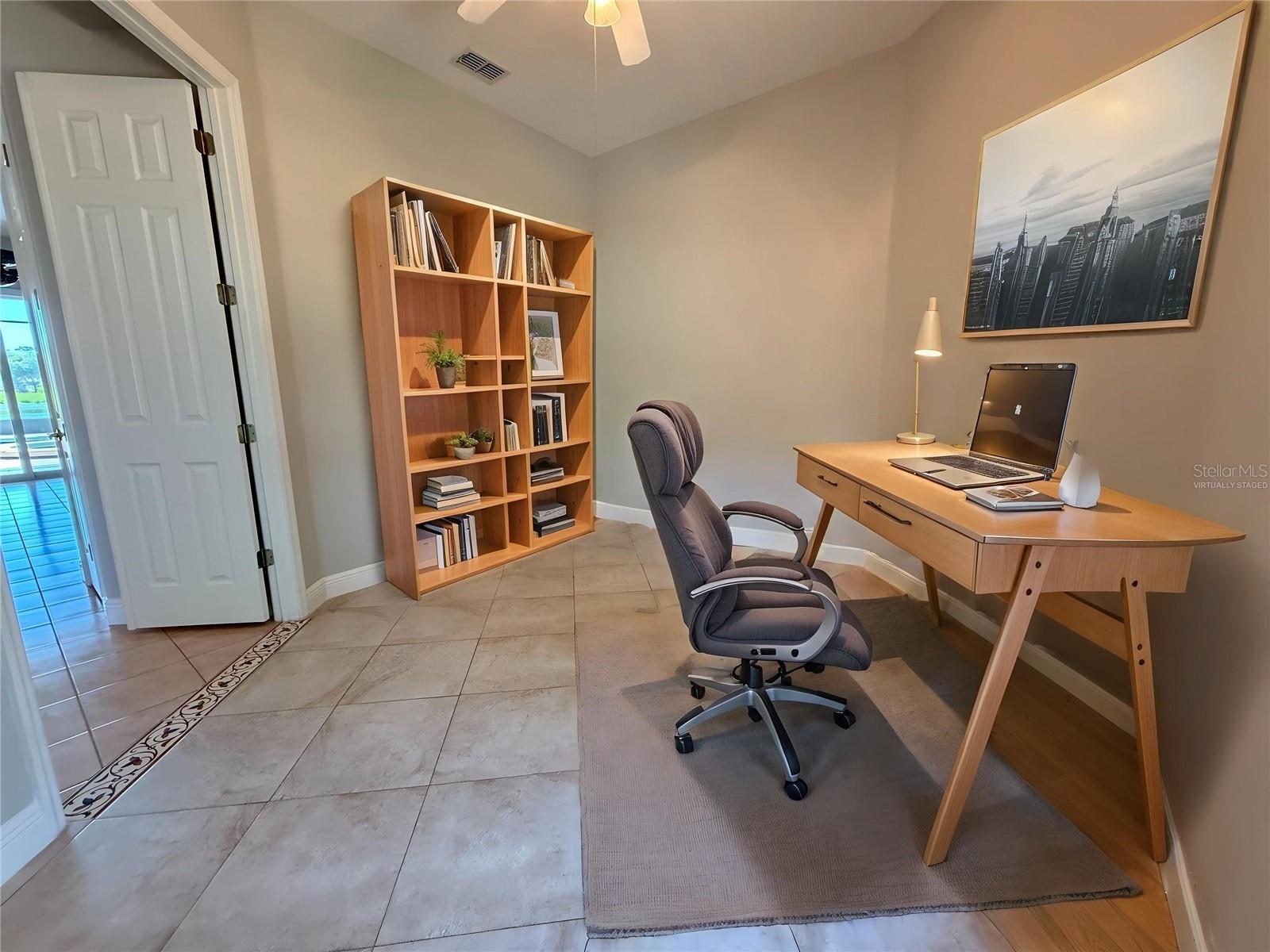 Image 22 of 83 For 825 Glendora Road