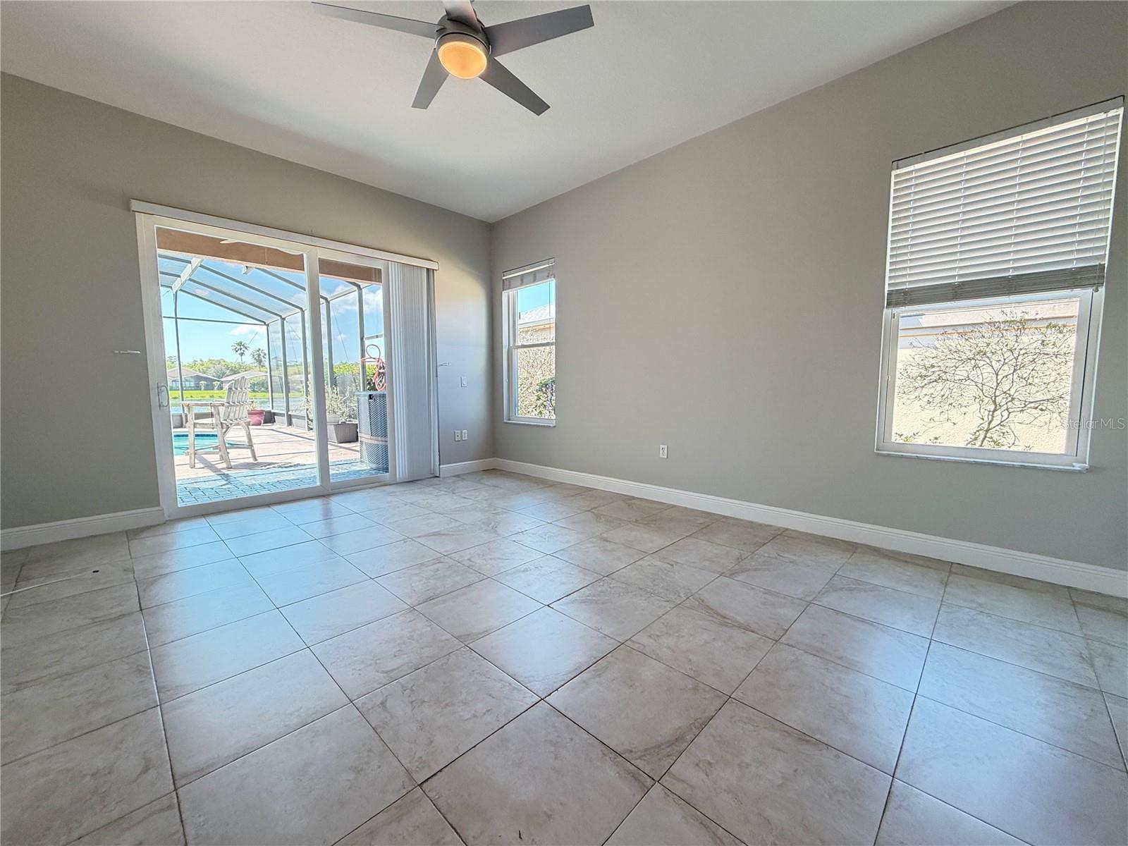 Image 28 of 83 For 825 Glendora Road