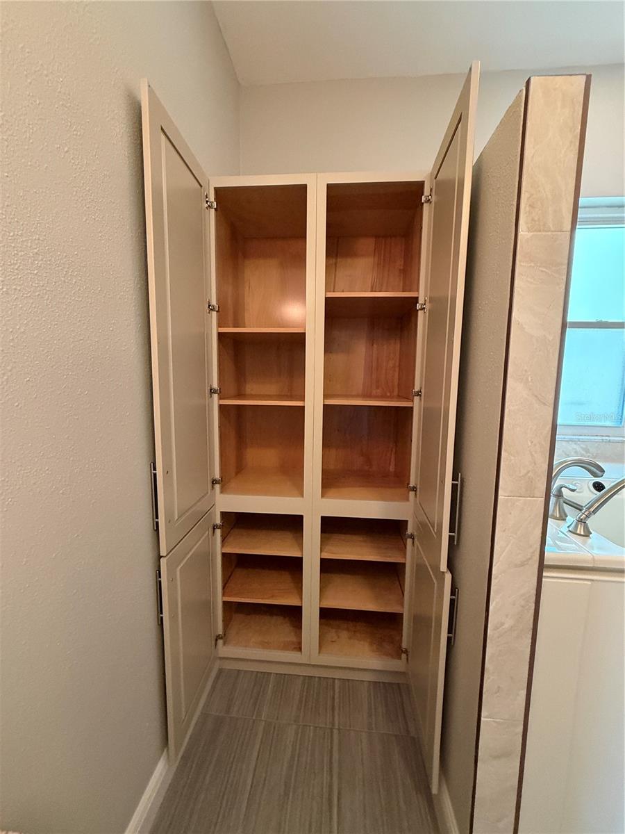 Image 33 of 83 For 825 Glendora Road