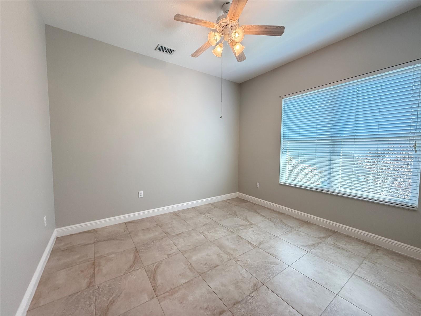 Image 42 of 83 For 825 Glendora Road