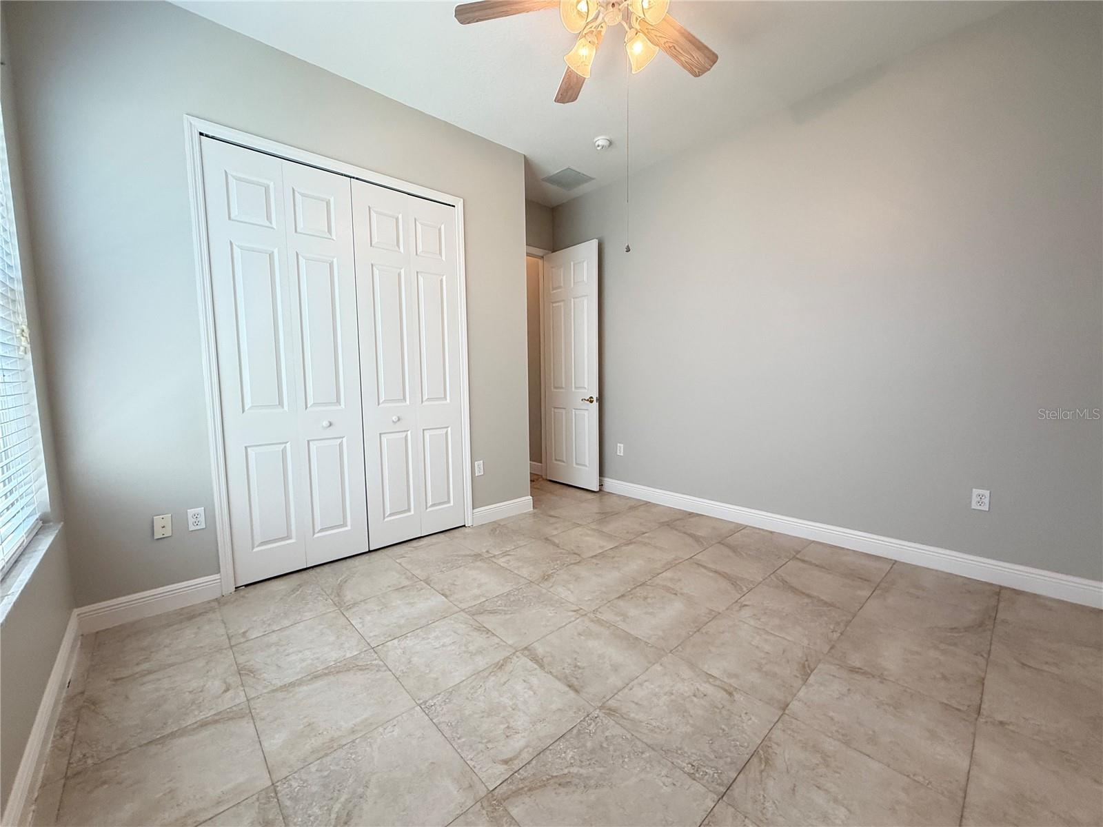 Image 44 of 83 For 825 Glendora Road