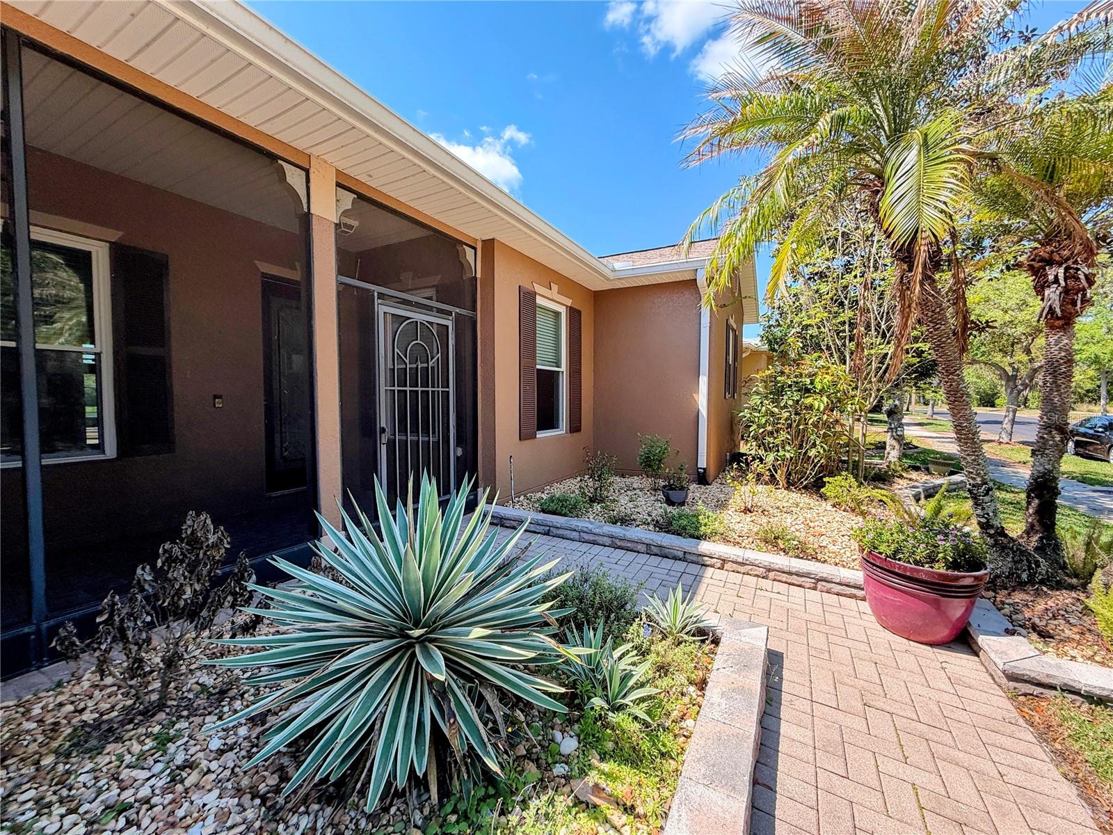 Image 46 of 83 For 825 Glendora Road