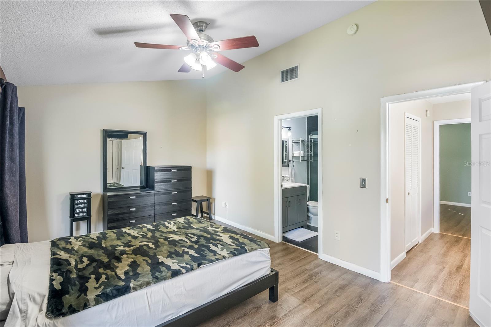 Image 15 of 31 For 321 Orange Blossom Drive