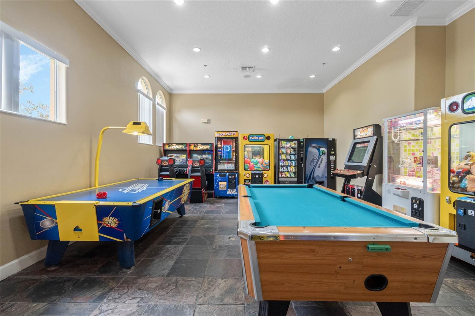 Image 62 of 75 For 138 Madiera Beach Boulevard