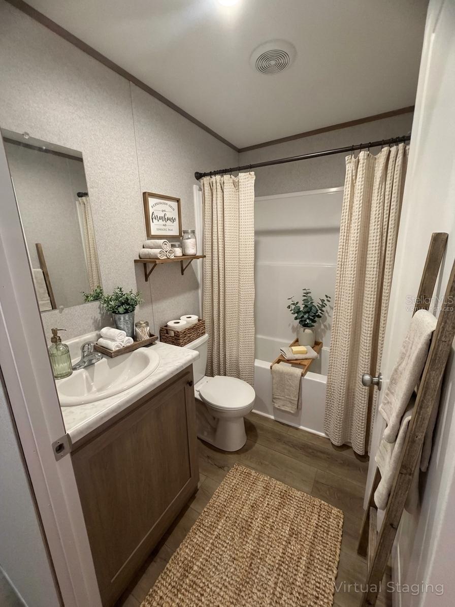 Image 11 of 23 For 213 Milton Avenue