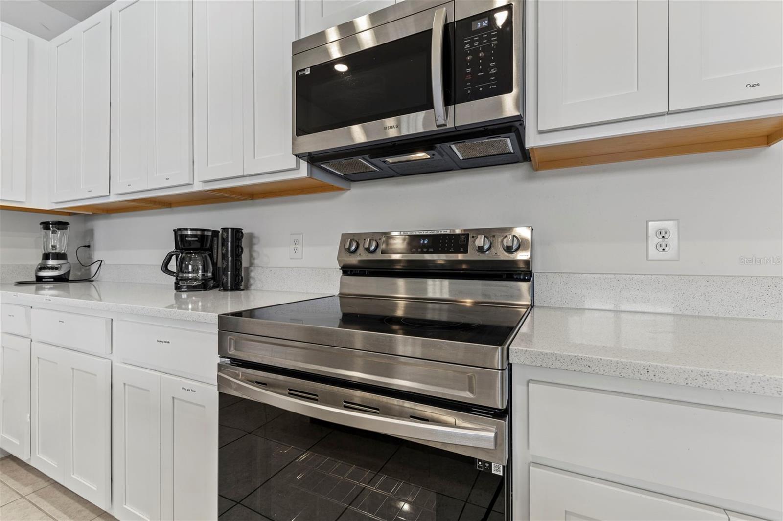 Image 10 of 38 For 835 Longboat Drive