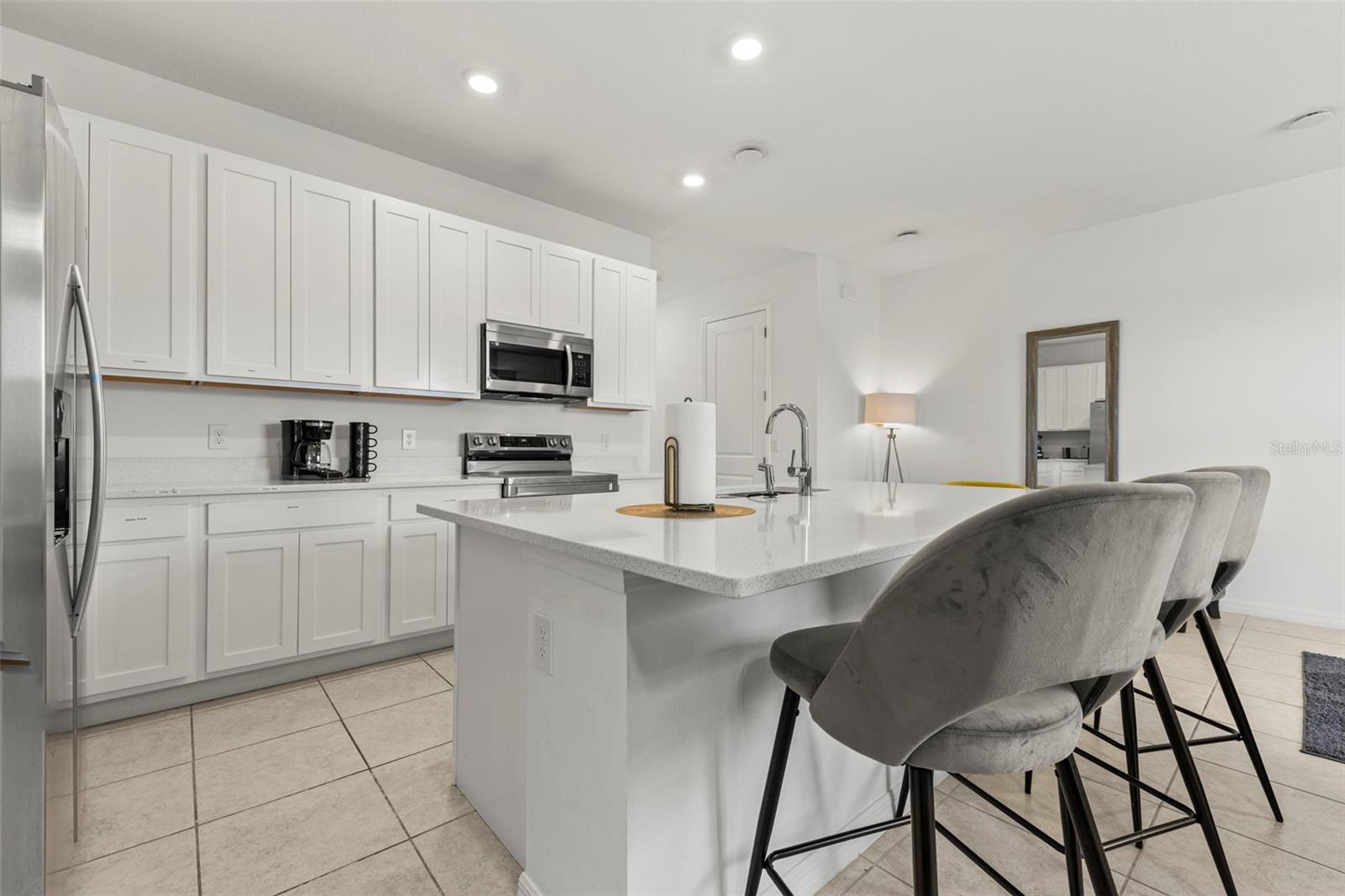 Image 11 of 38 For 835 Longboat Drive