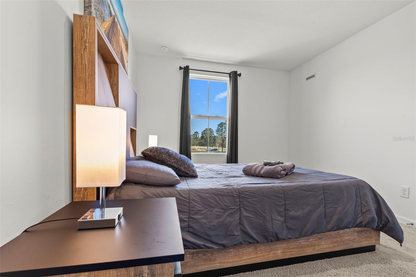 Image 17 of 38 For 835 Longboat Drive