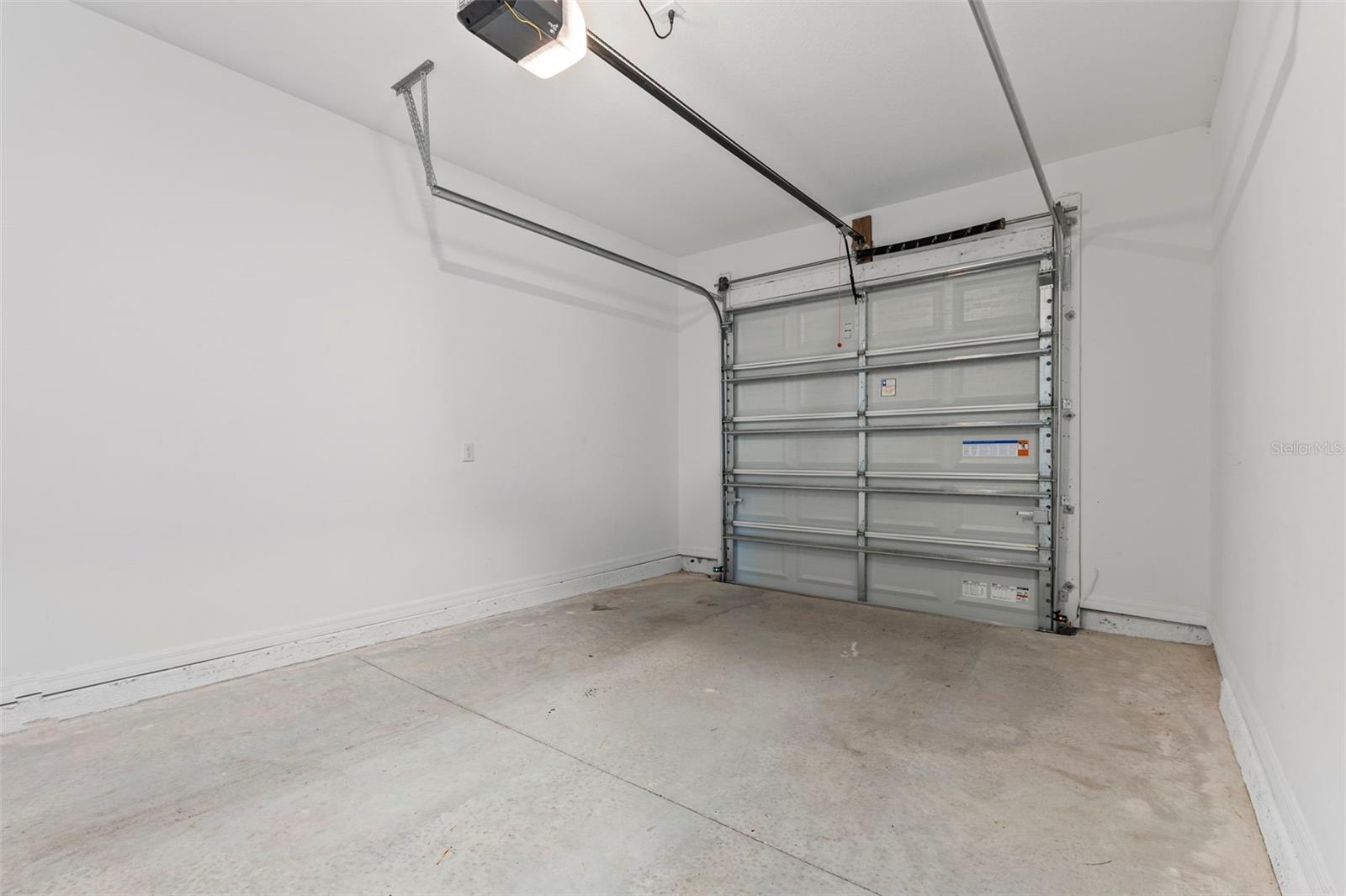 Image 25 of 38 For 835 Longboat Drive