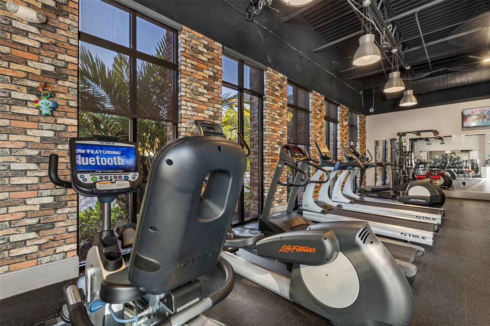 Image 31 of 38 For 835 Longboat Drive