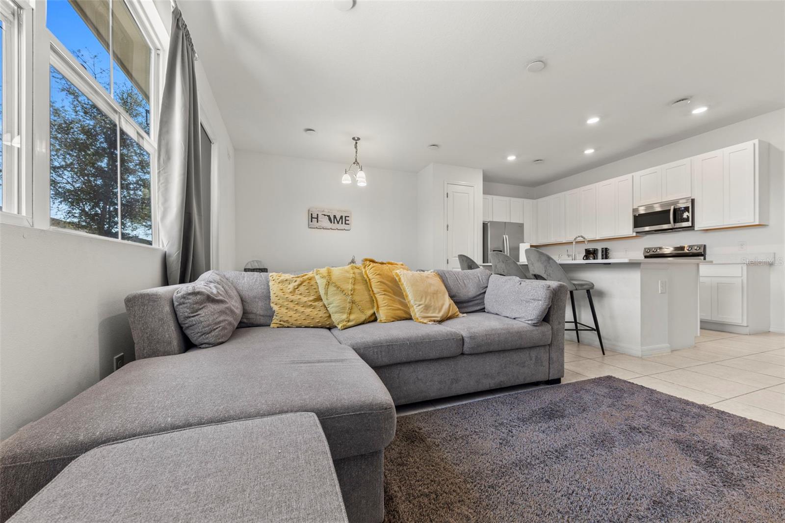 Image 6 of 38 For 835 Longboat Drive