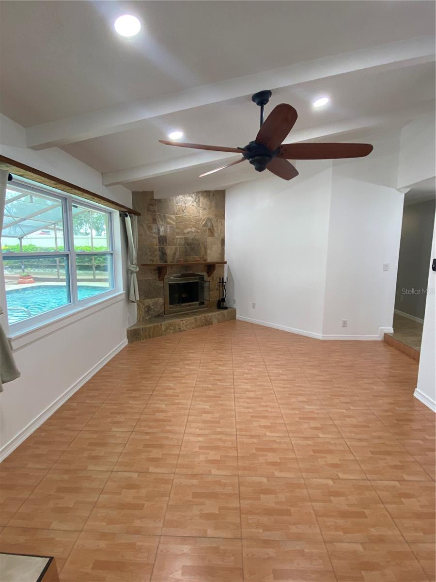 Image 16 of 41 For 1310 Ridge Road