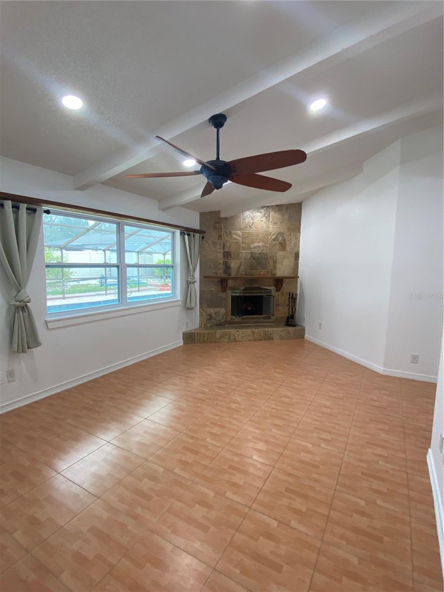 Image 17 of 41 For 1310 Ridge Road