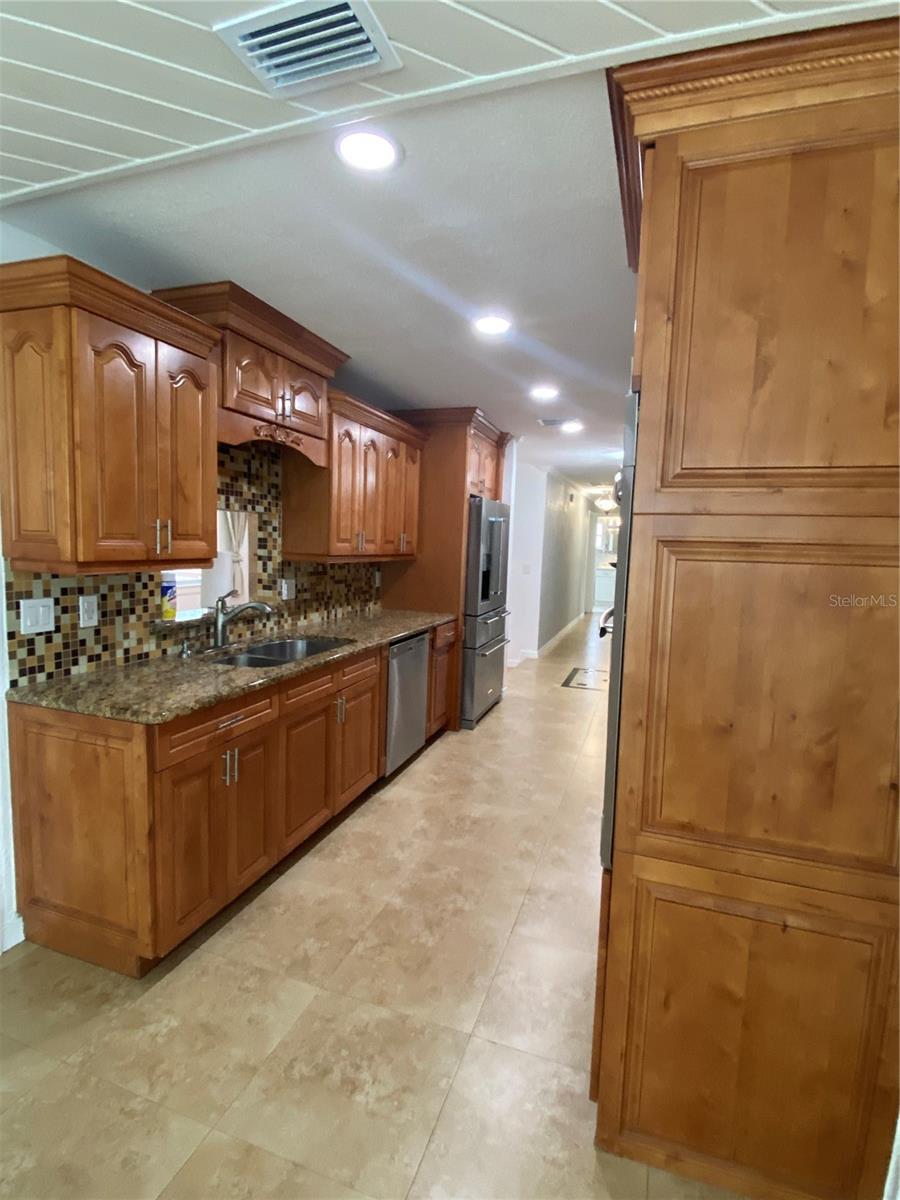 Image 19 of 41 For 1310 Ridge Road