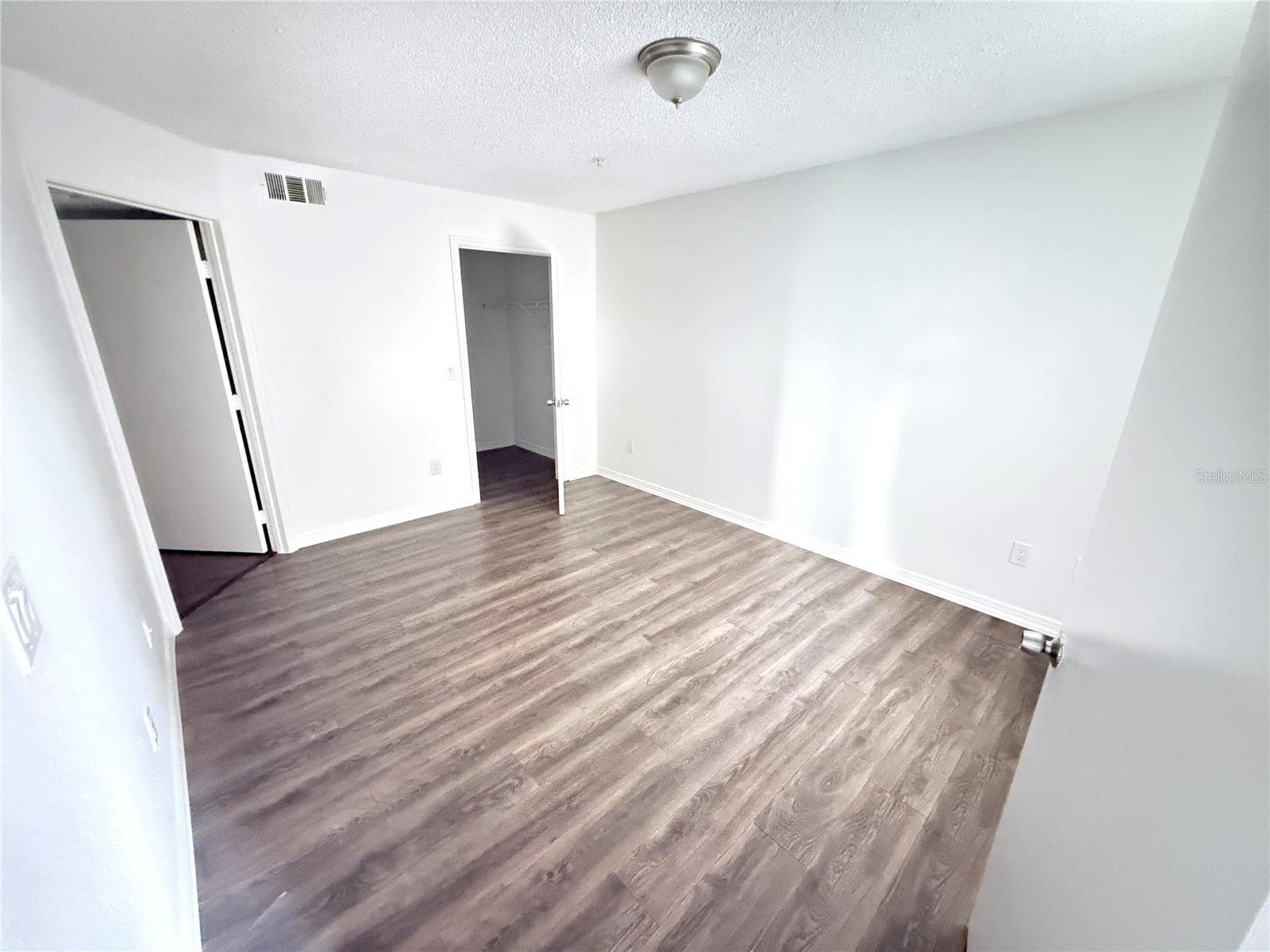 Image 11 of 28 For 4105 Tropical Isle Boulevard 217