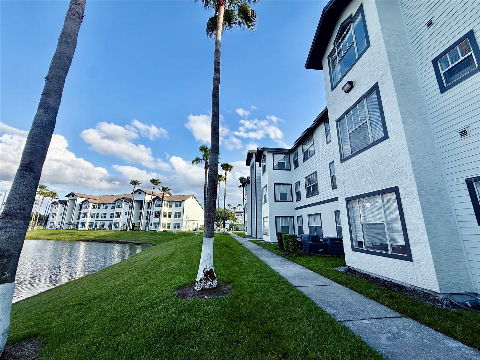 Image 4 of 28 For 4105 Tropical Isle Boulevard 217