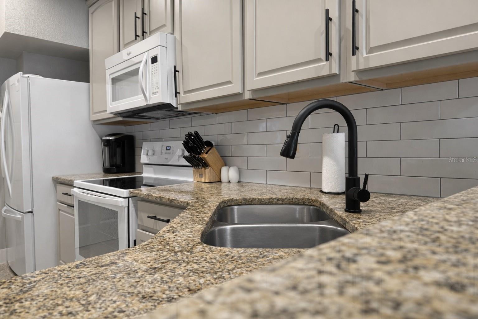 Image 9 of 23 For 9654 Cypress Pine Street