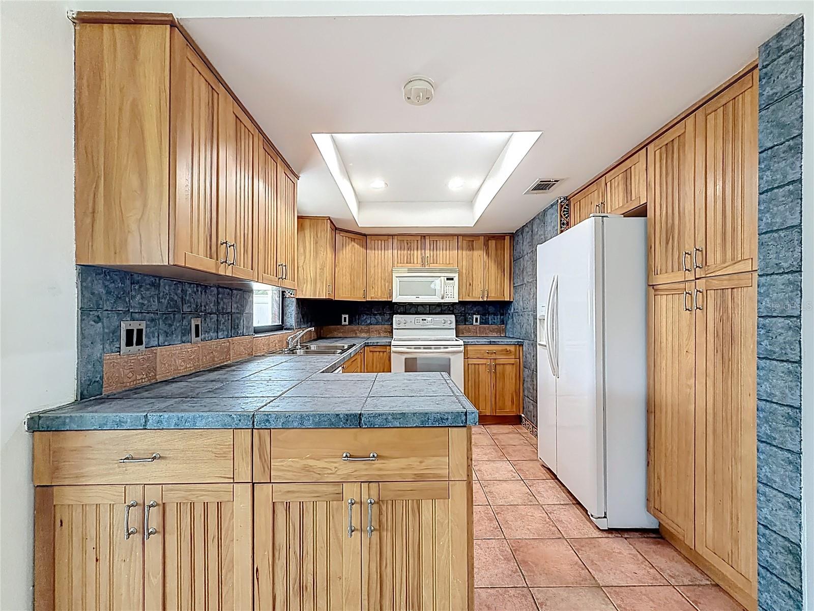 Image 18 of 55 For 5503 Albert Drive