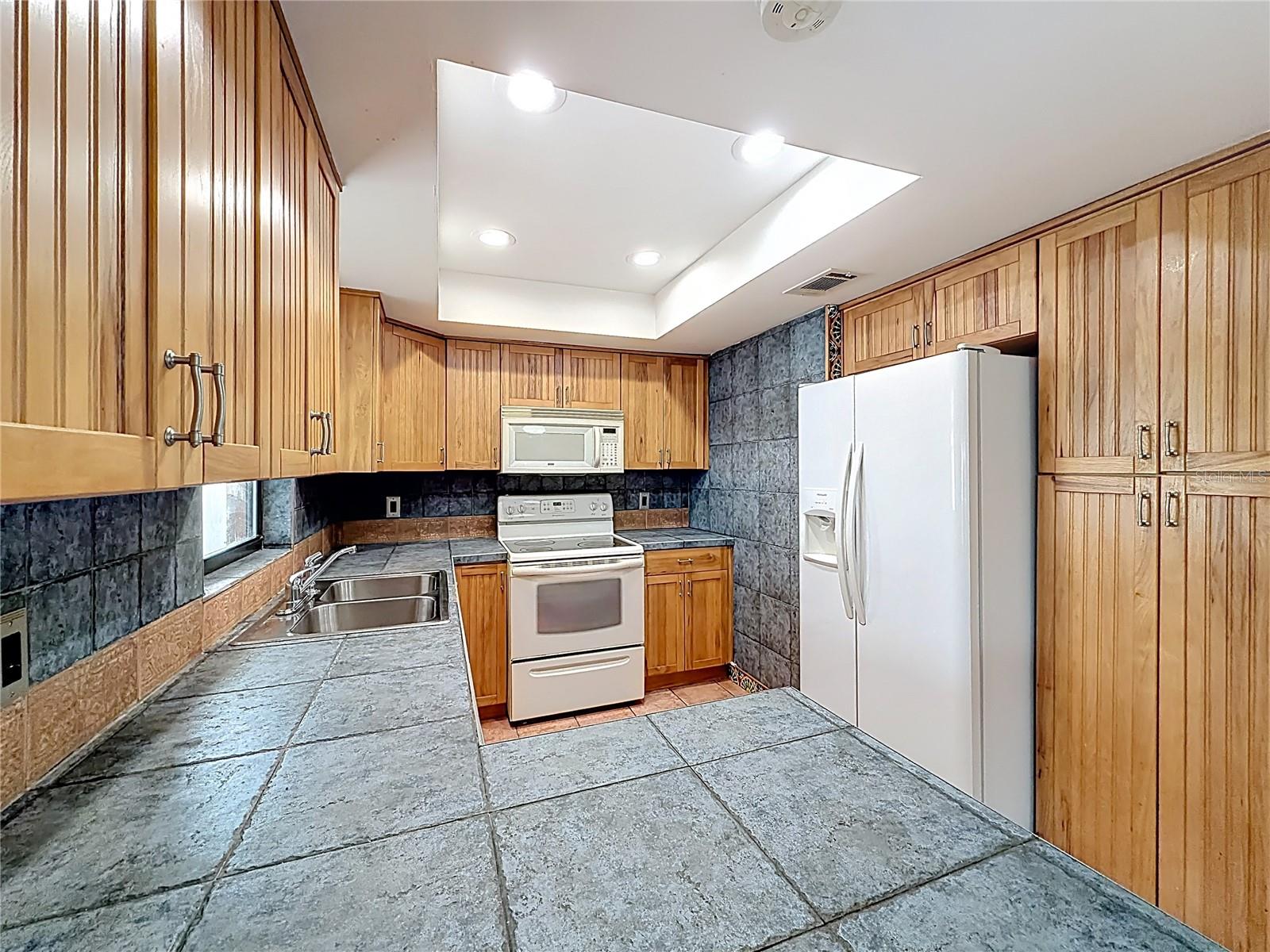 Image 19 of 55 For 5503 Albert Drive