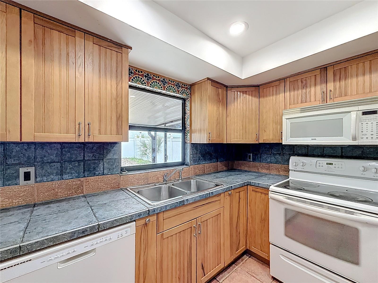 Image 21 of 55 For 5503 Albert Drive