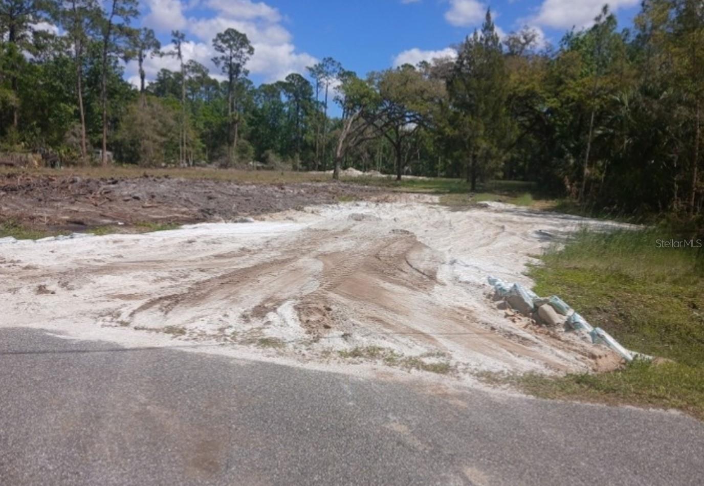 Image 3 of 4 For 1013 Cupid Avenue