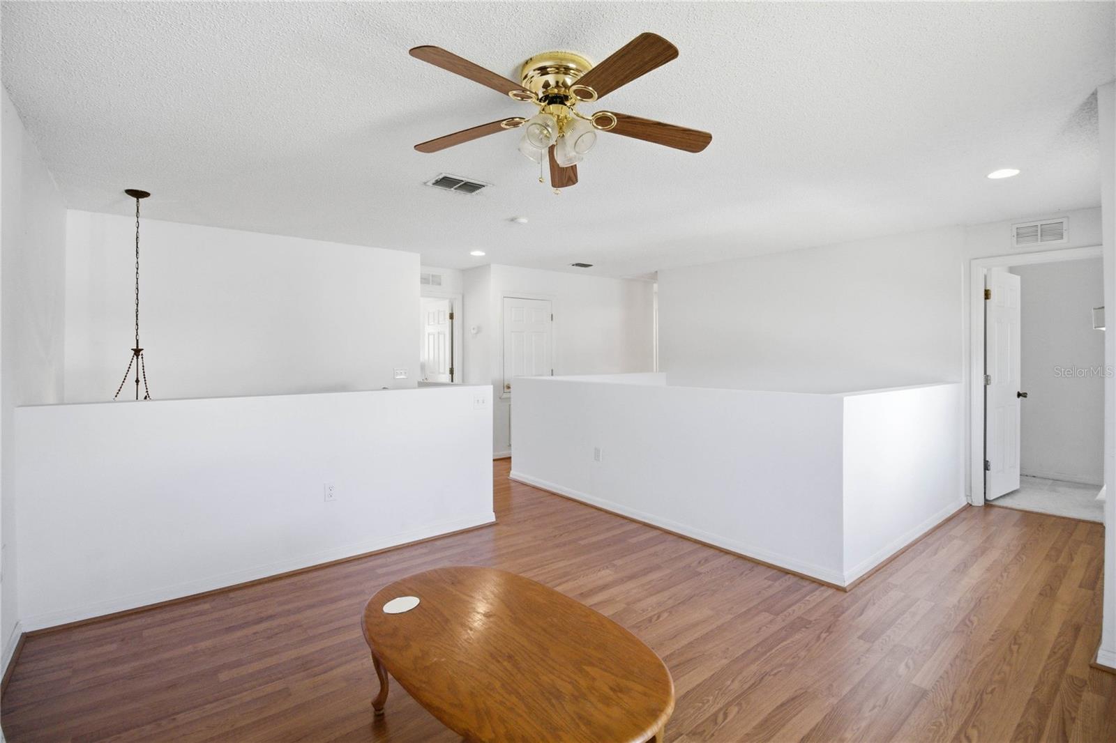 Image 20 of 38 For 206 Taranto Way