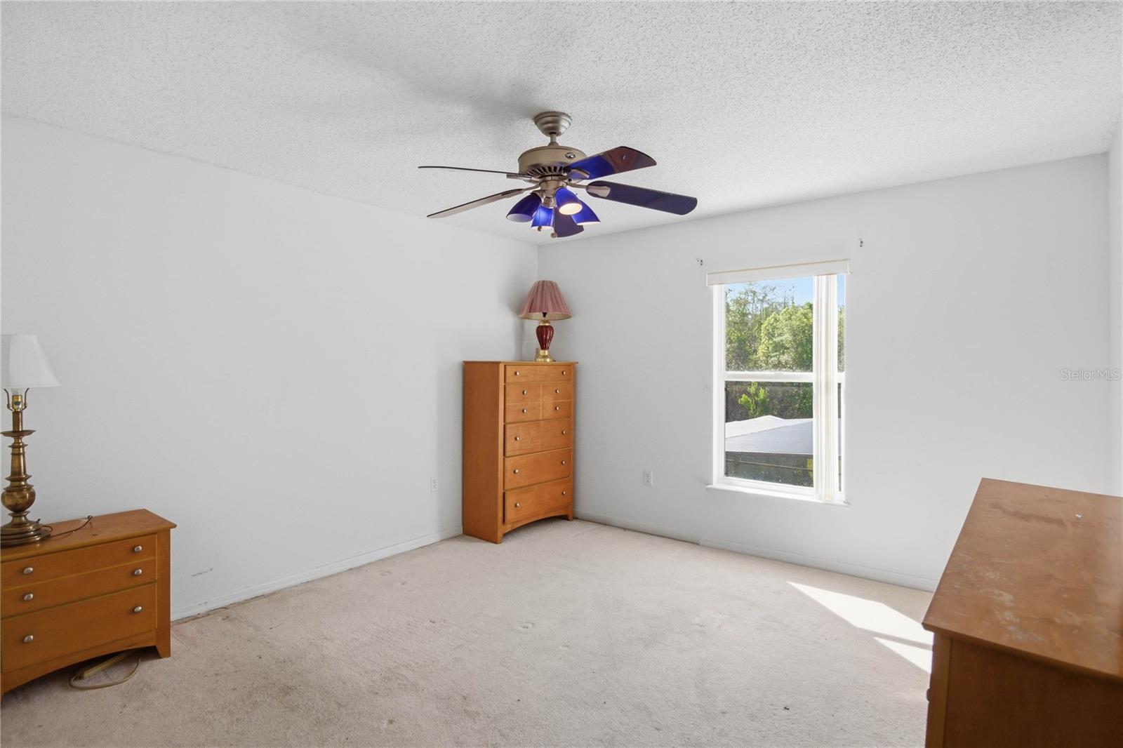 Image 29 of 38 For 206 Taranto Way