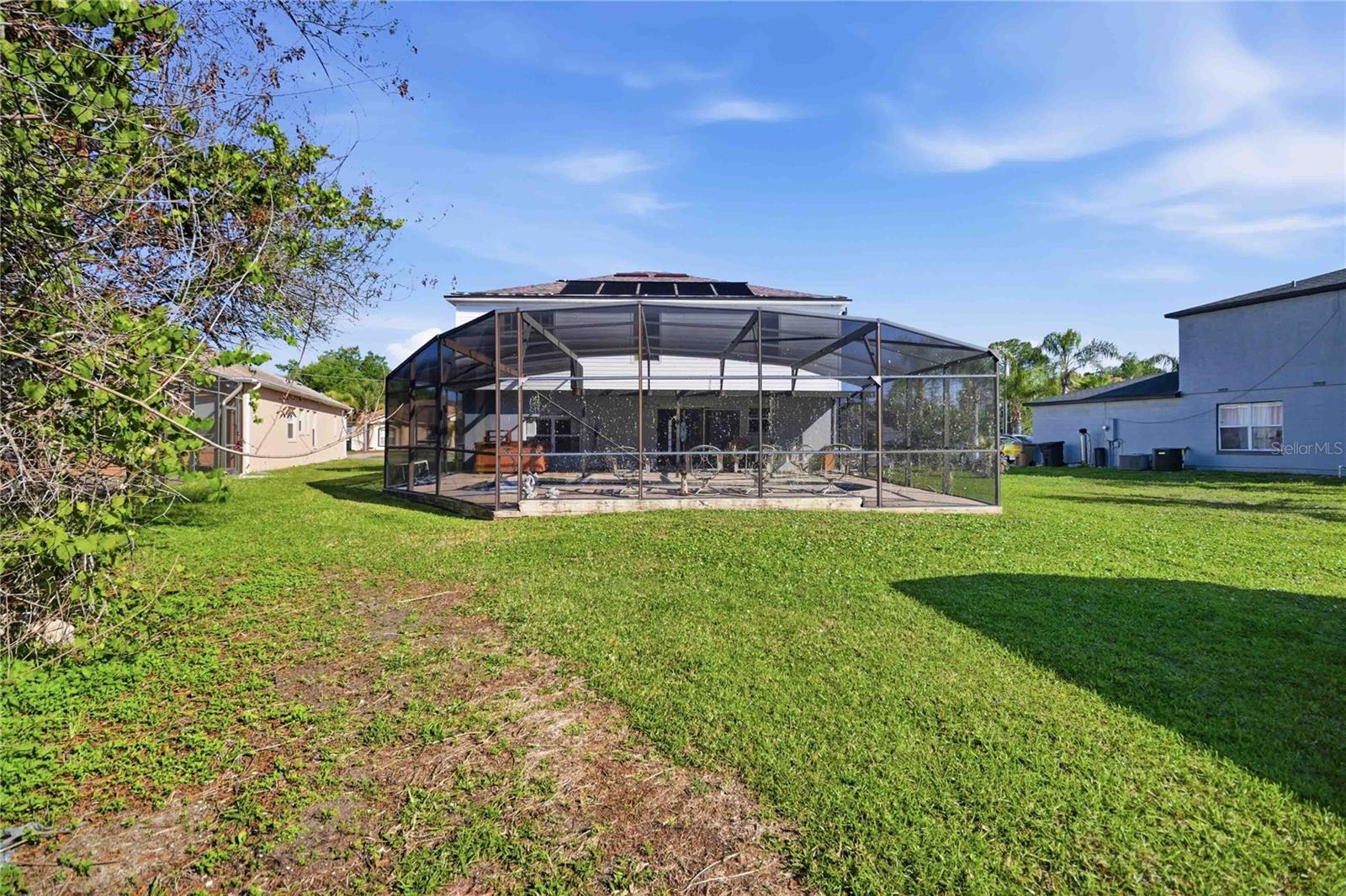 Image 36 of 38 For 206 Taranto Way