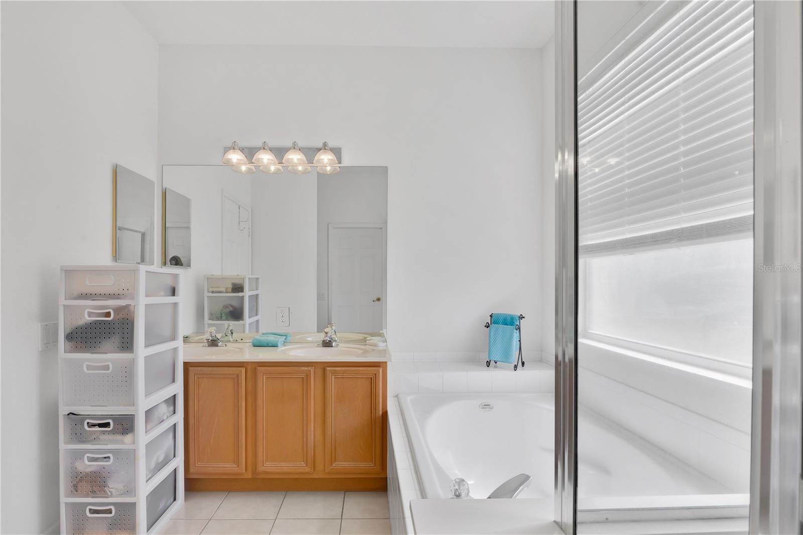 Image 20 of 45 For 3104 Stonehurst Circle