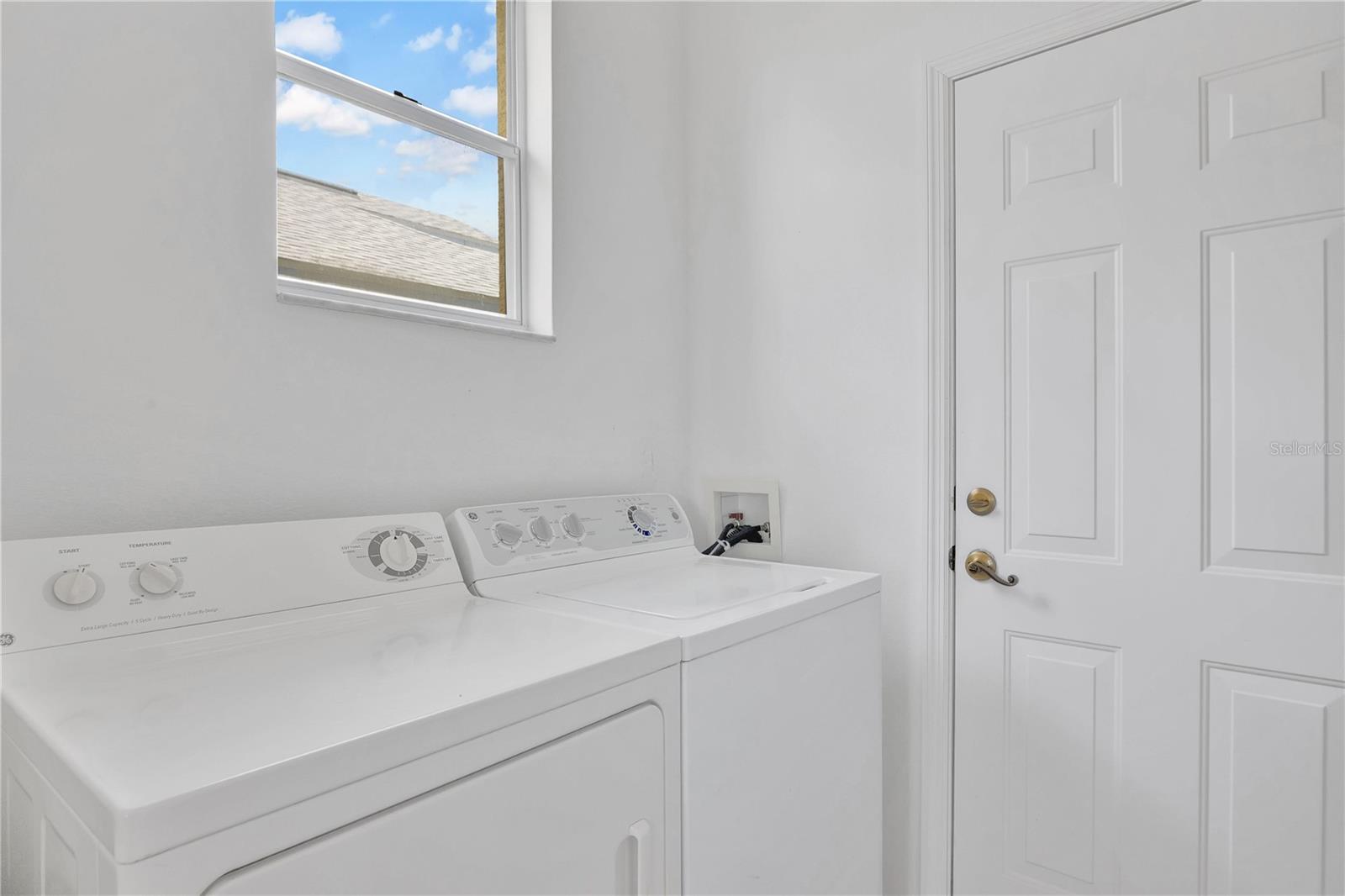 Image 25 of 45 For 3104 Stonehurst Circle