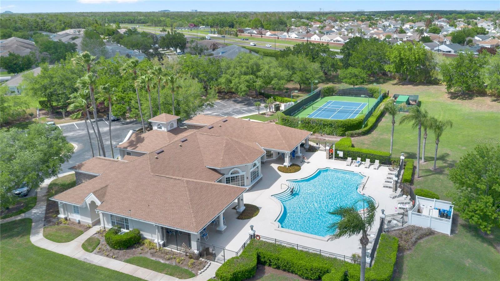 Image 5 of 45 For 3104 Stonehurst Circle