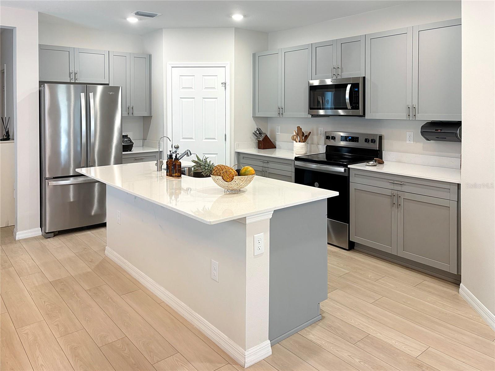 Image 2 of 22 For 3798 King Hill Drive