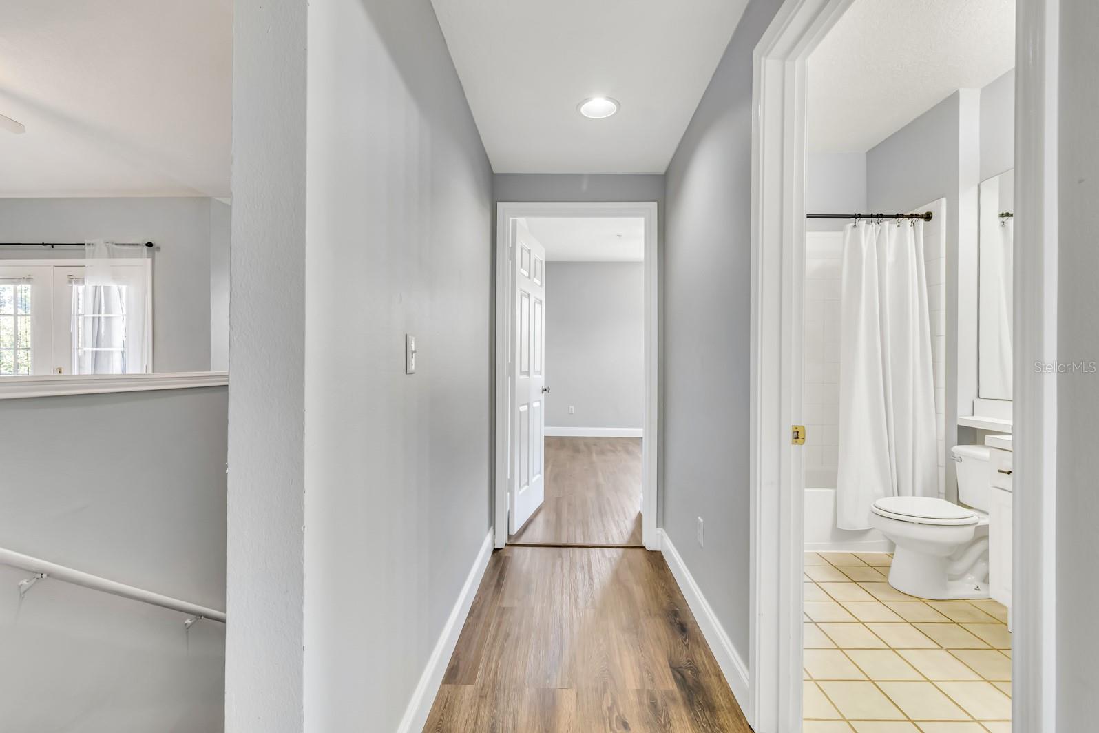 Image 10 of 59 For 14304 Fredricksburg Drive 402