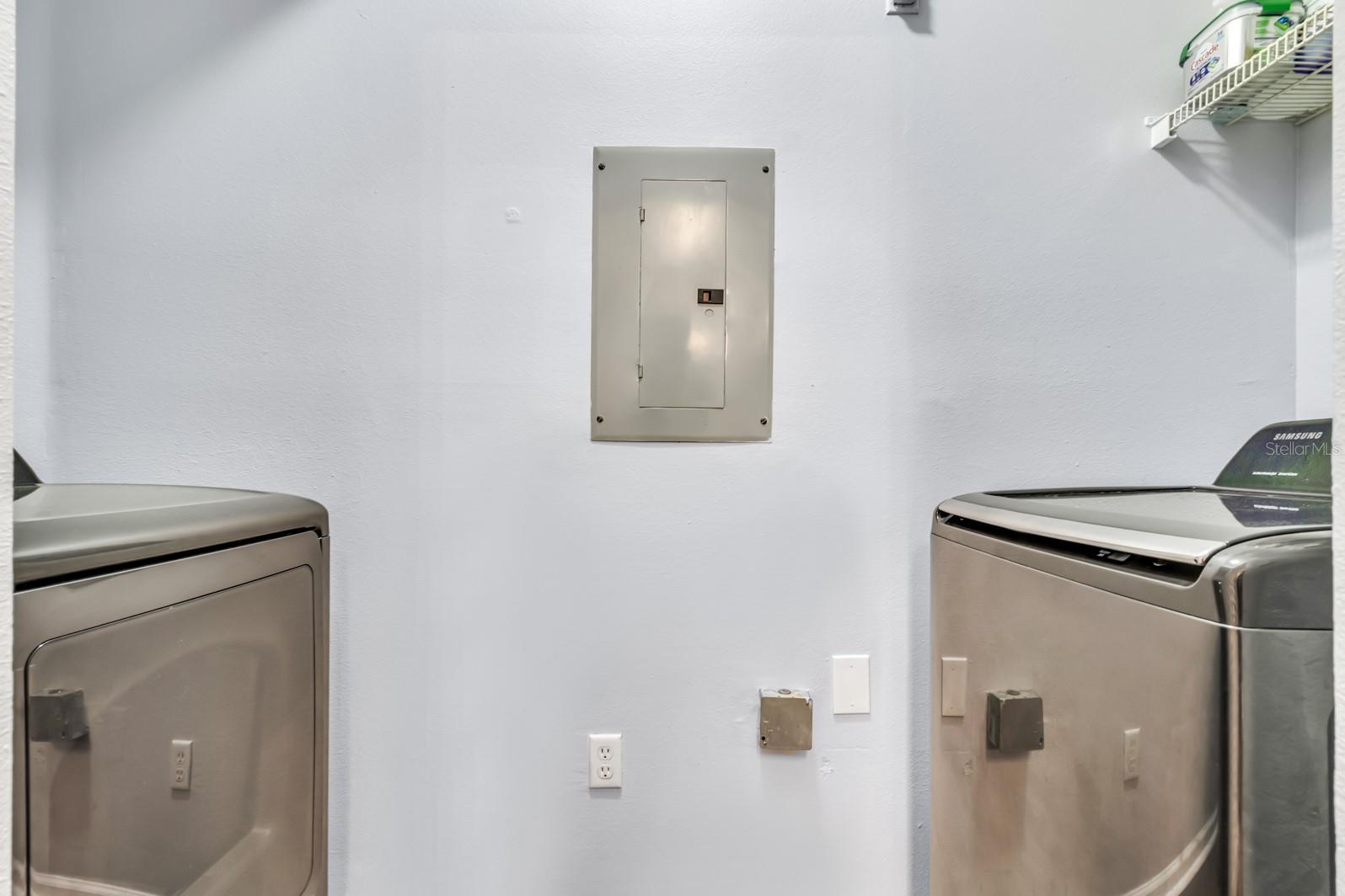 Image 17 of 59 For 14304 Fredricksburg Drive 402